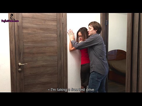 ❤️ Санобар риэлтори ҳассосият худ писа ва трахаетҳои ҳангоми фурӯши хонаи худ - Krempai ️  Секс  дар порно tg.moresexmovies.ru